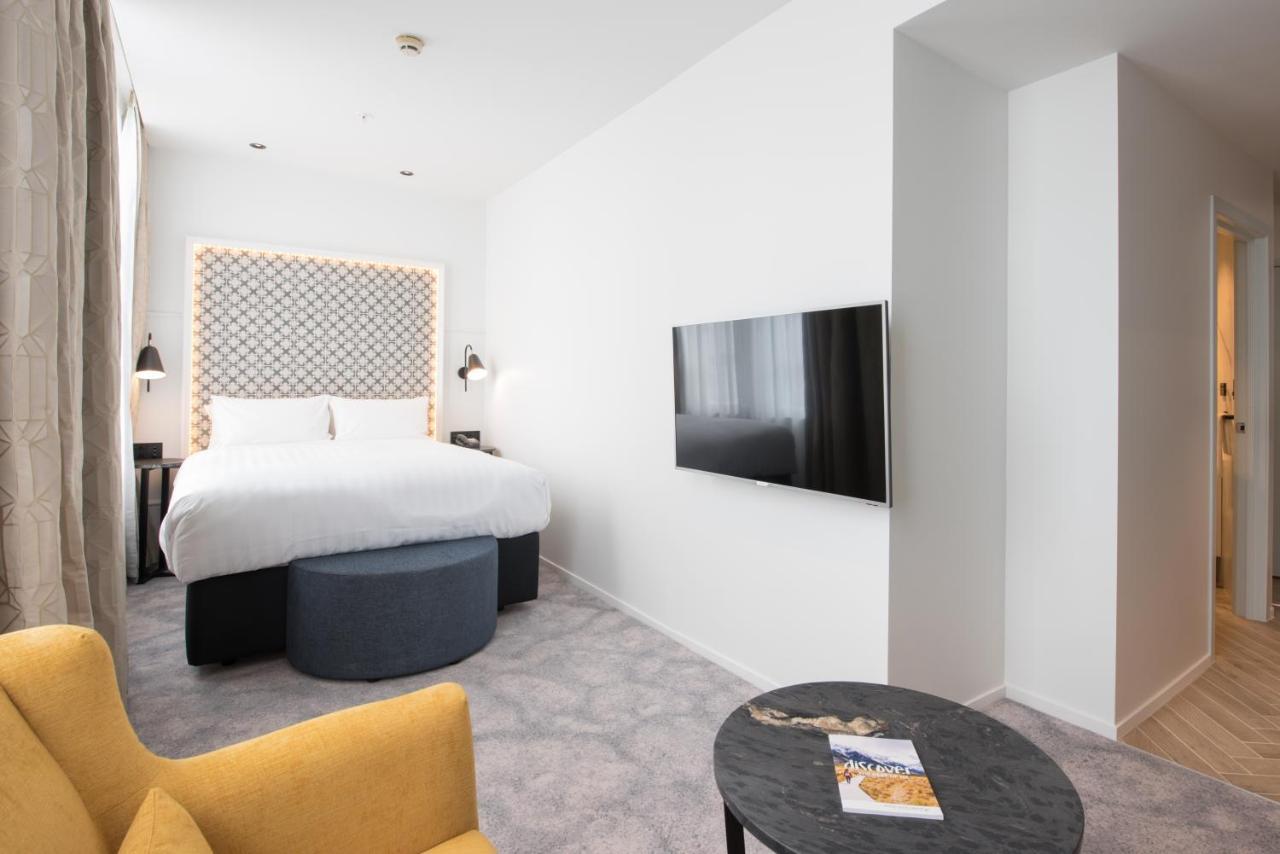 Signature Queen Room,775159369:JPEG