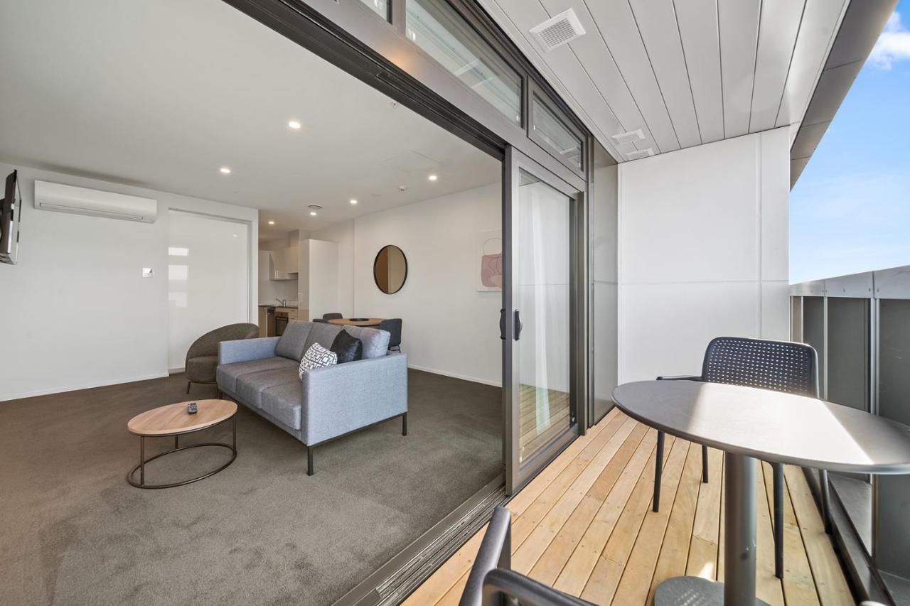 Deluxe Apartment mit 1 Schlafzimmer mit Kingsize-Bett und Küche - oberste Etage / nicht zur Autobahn gelegen
