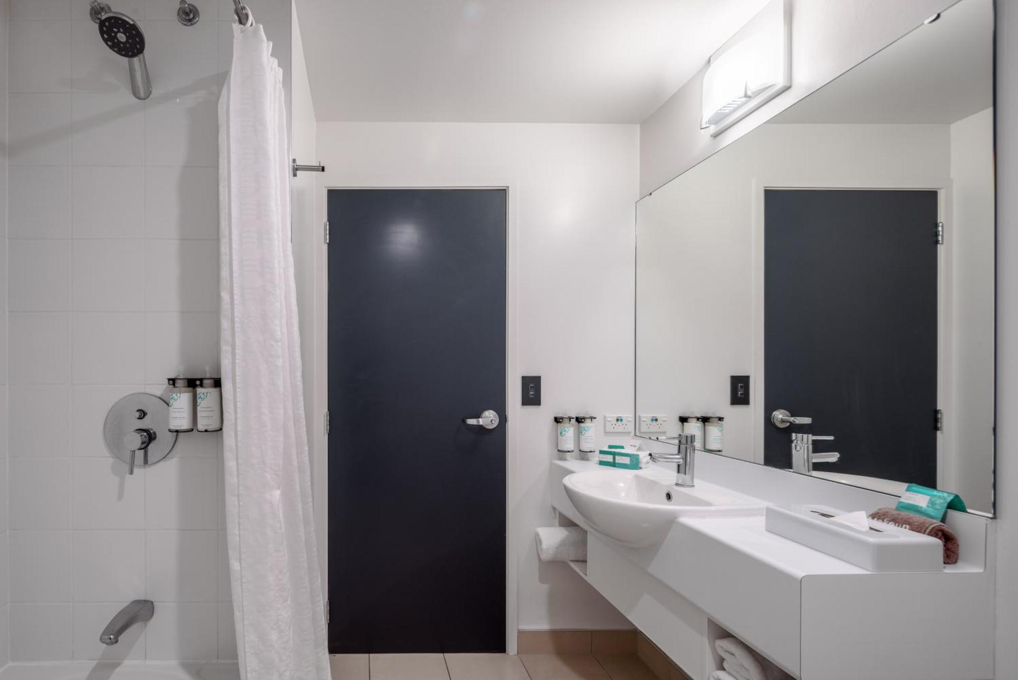 Standaard Studio met 2 Queensize Bedden
