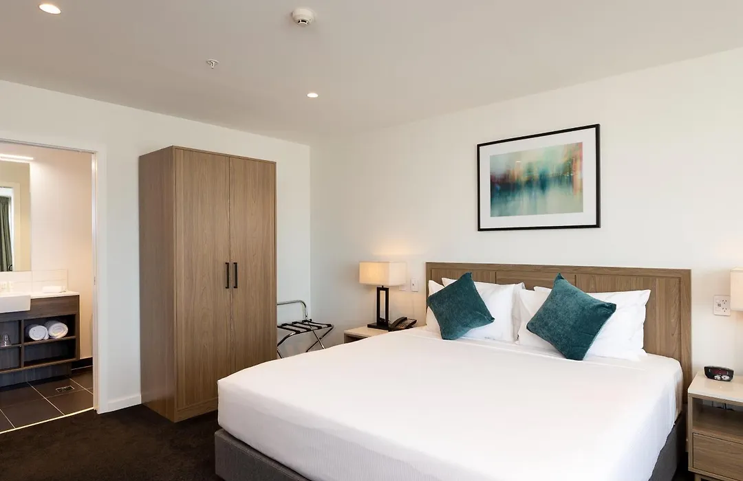 Oaks Auckland Hotel-1